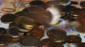 收购与业务聚焦，中国铝业（02600）市值翻倍后